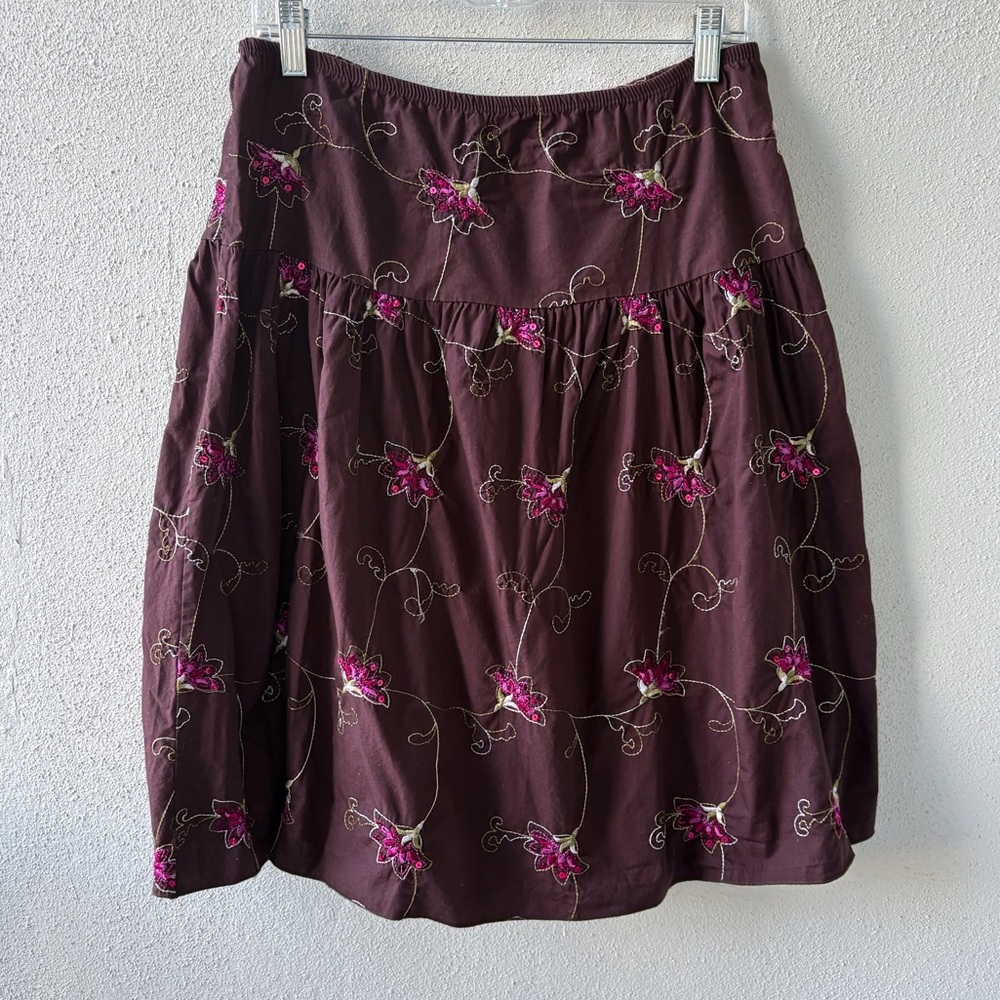 Embroidered Floral Sequined Brown Skirt by JKLA California Size M Made in USA